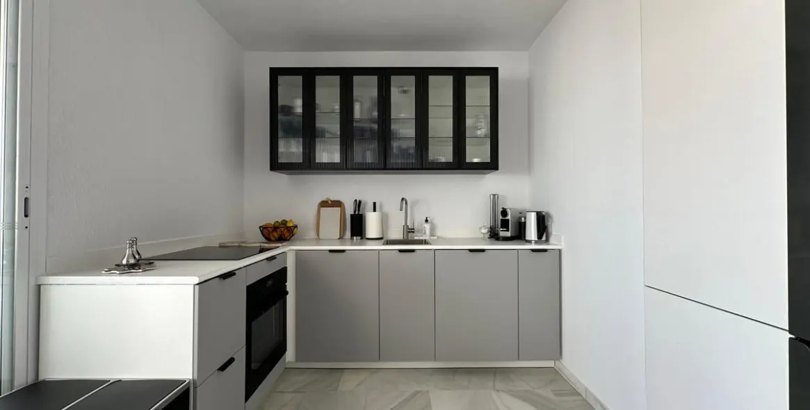 Краткосрочная аренда двухуровневого пентхауса в Estepona 8