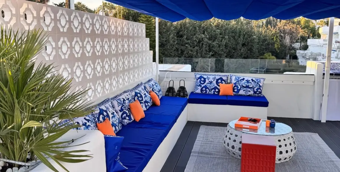 Краткосрочная аренда двухуровневого пентхауса в Estepona 24