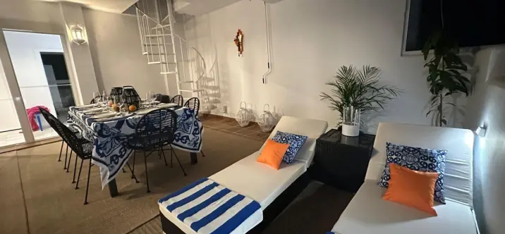 Short-term rent of penthouse duplex in Estepona 3