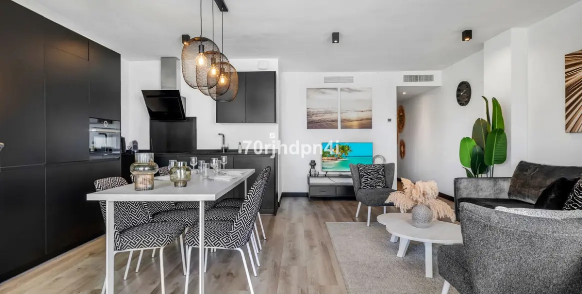 Sale of middle floor apartment in Mijas 16