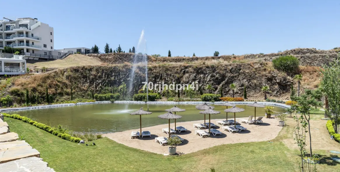 Sale of middle floor apartment in Mijas 29