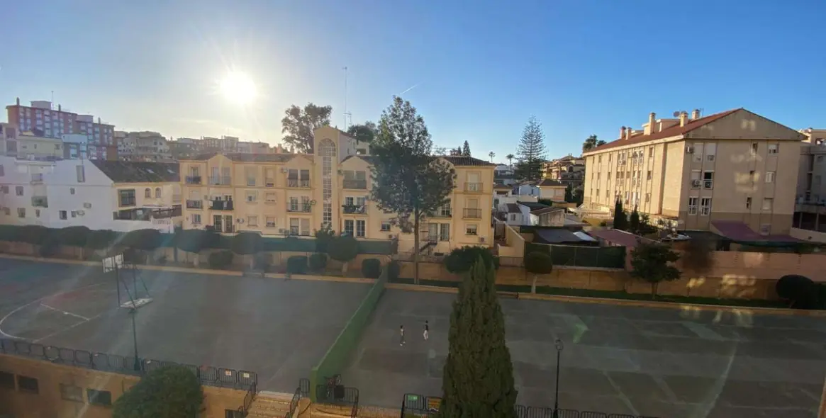 Продажа апартаментов на среднем этаже в Malaga 1