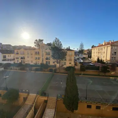 Sale of middle floor apartment in Malaga
