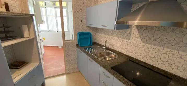Sale of middle floor apartment in Malaga 2