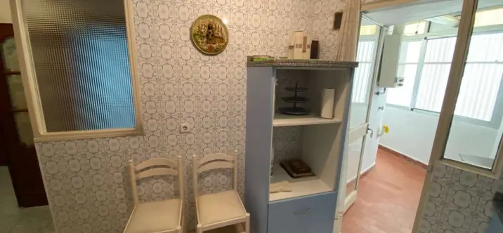 Sale of middle floor apartment in Malaga 3