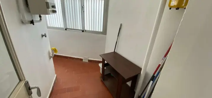 Sale of middle floor apartment in Malaga 4