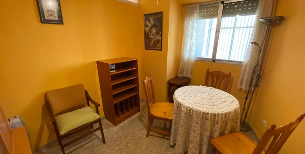 Продажа апартаментов на среднем этаже в Malaga 11