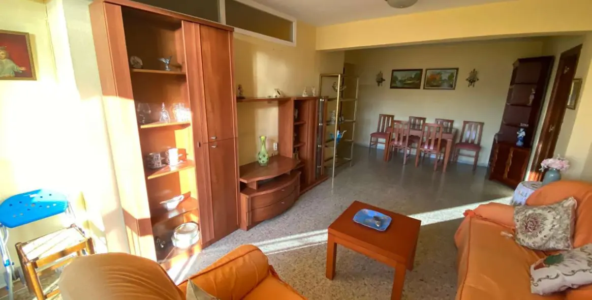 Продажа апартаментов на среднем этаже в Malaga 24