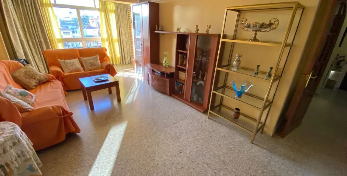 Продажа апартаментов на среднем этаже в Malaga 26