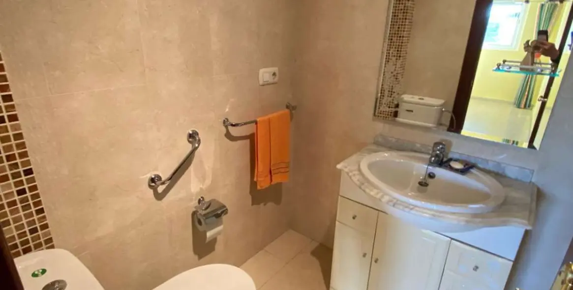 Продажа апартаментов на среднем этаже в Malaga 29