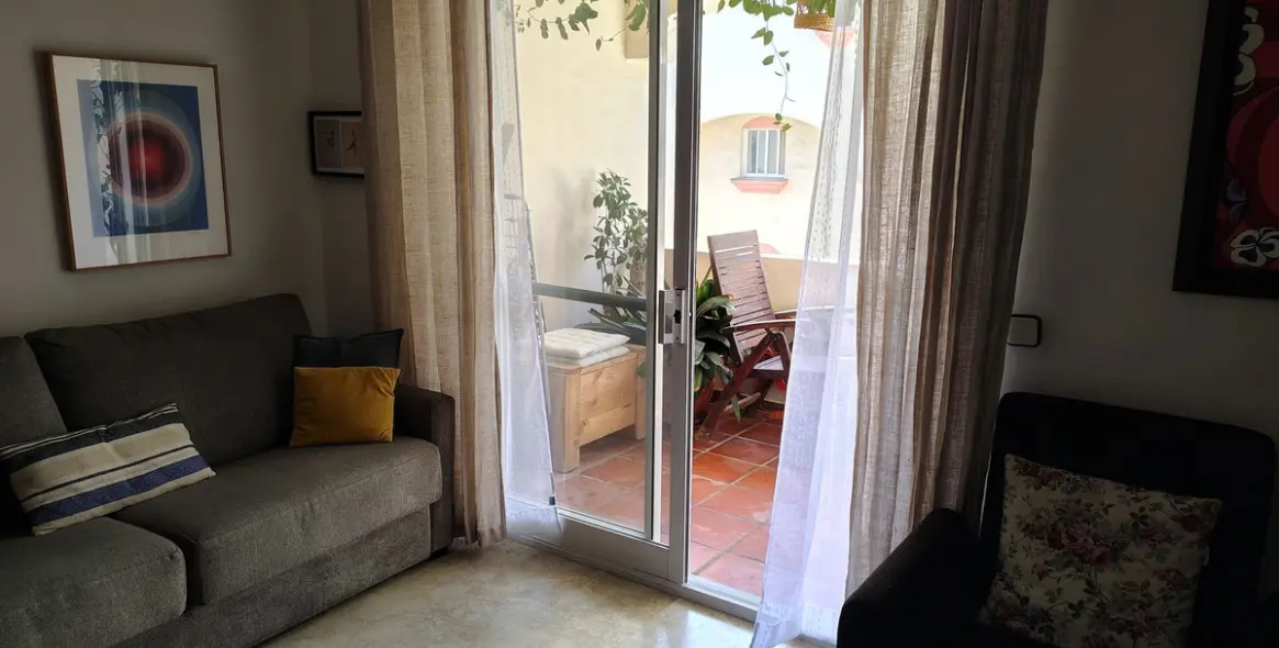 Sale of ground floor apartment in Estepona 4