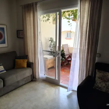 Sale of ground floor apartment in Estepona