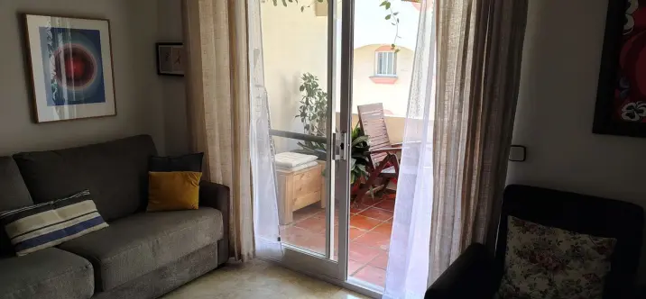Sale of ground floor apartment in Estepona 3