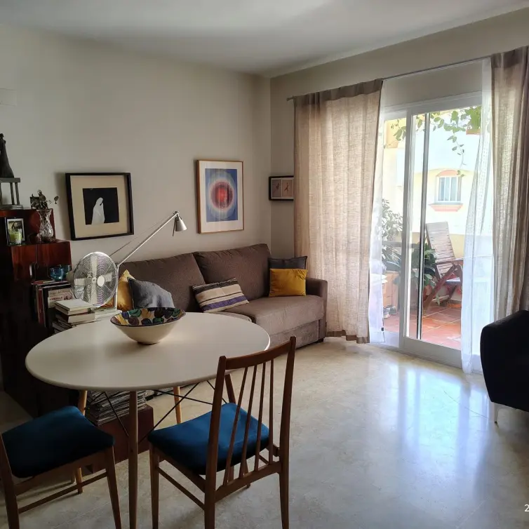 Продажа апартаментов на первом этаже в Estepona