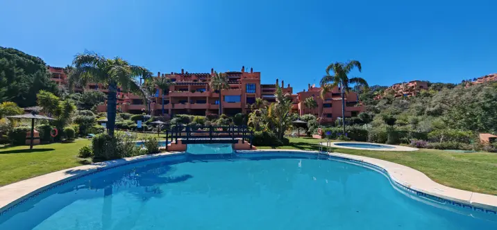 Sale of duplex in La Mairena 1