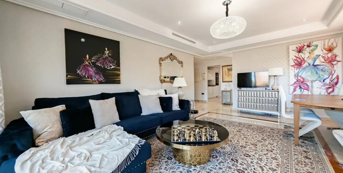 Sale of duplex in La Mairena 8