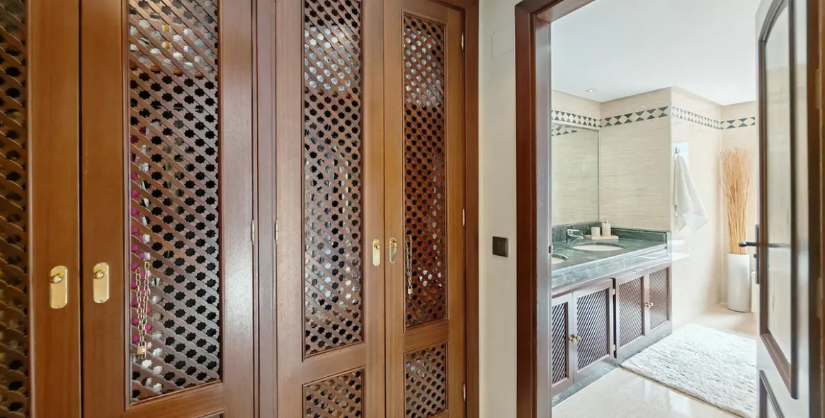 Sale of duplex in La Mairena 13