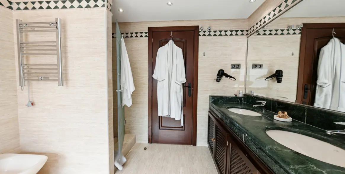 Sale of duplex in La Mairena 14