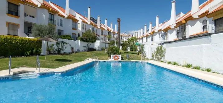 Venta de adosado en Estepona 0