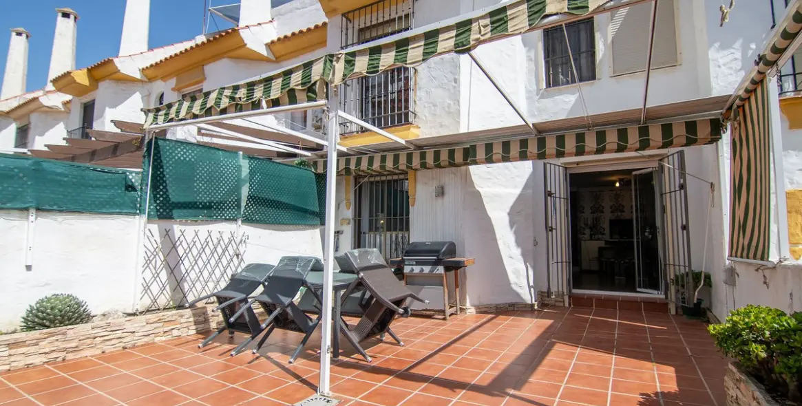 Продажа таунхауса в Estepona 2