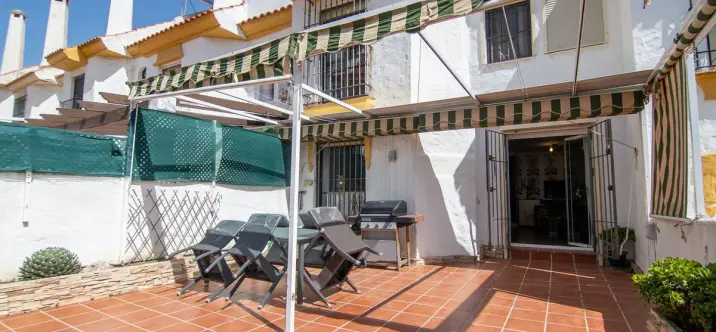 Venta de adosado en Estepona 1