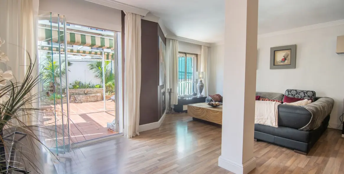 Продажа таунхауса в Estepona 22