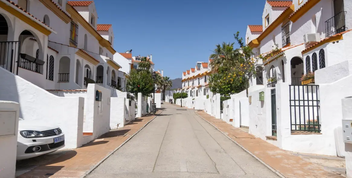 Продажа таунхауса в Estepona 33