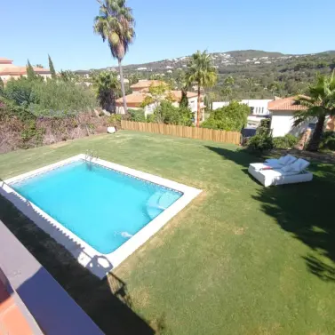 Venta de villa independiente en Cajiz