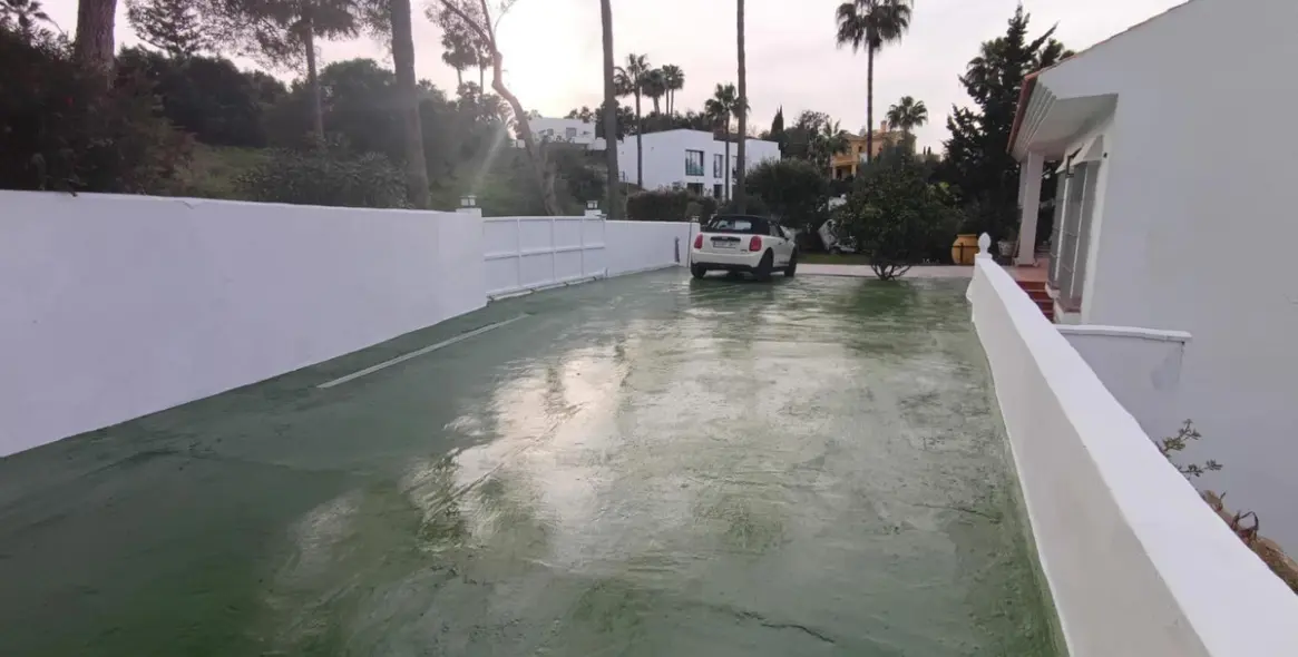 Venta de villa independiente en Cajiz 6