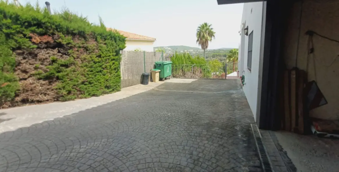 Venta de villa independiente en Cajiz 7