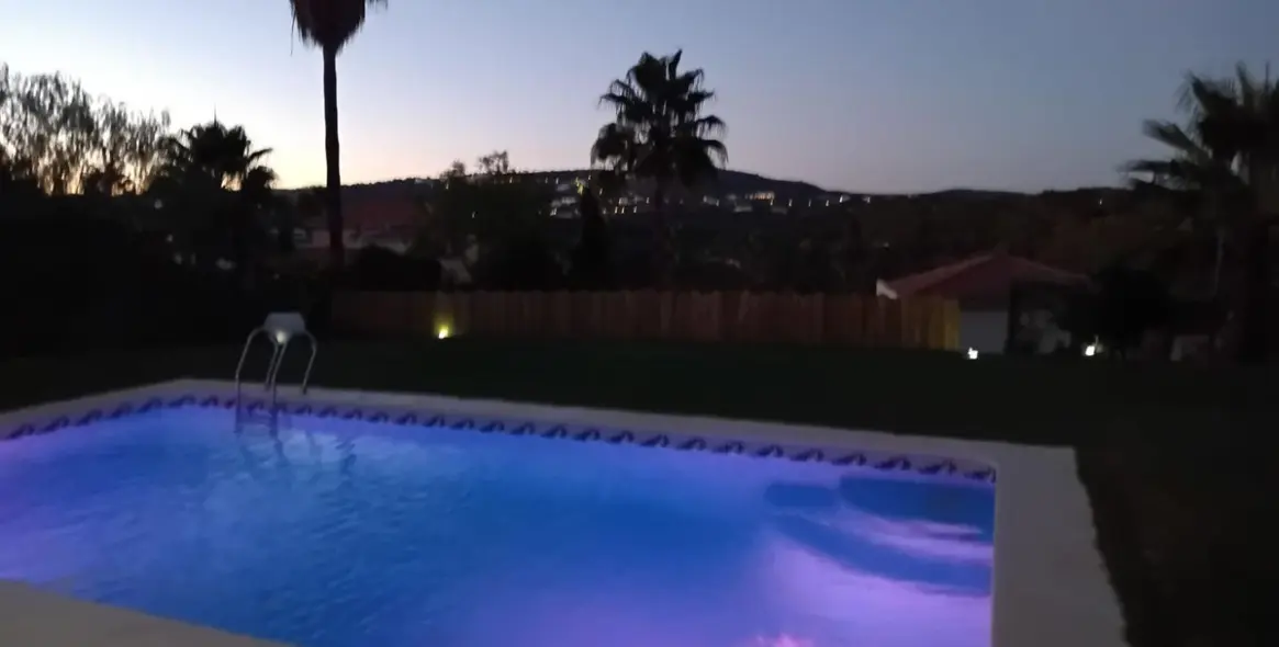 Venta de villa independiente en Cajiz 17