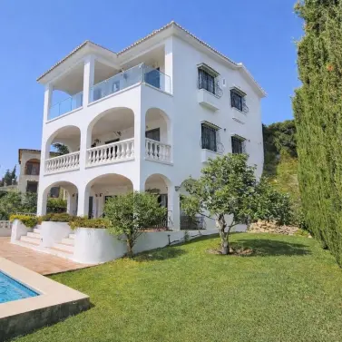 Venta de villa independiente en Mijas Costa