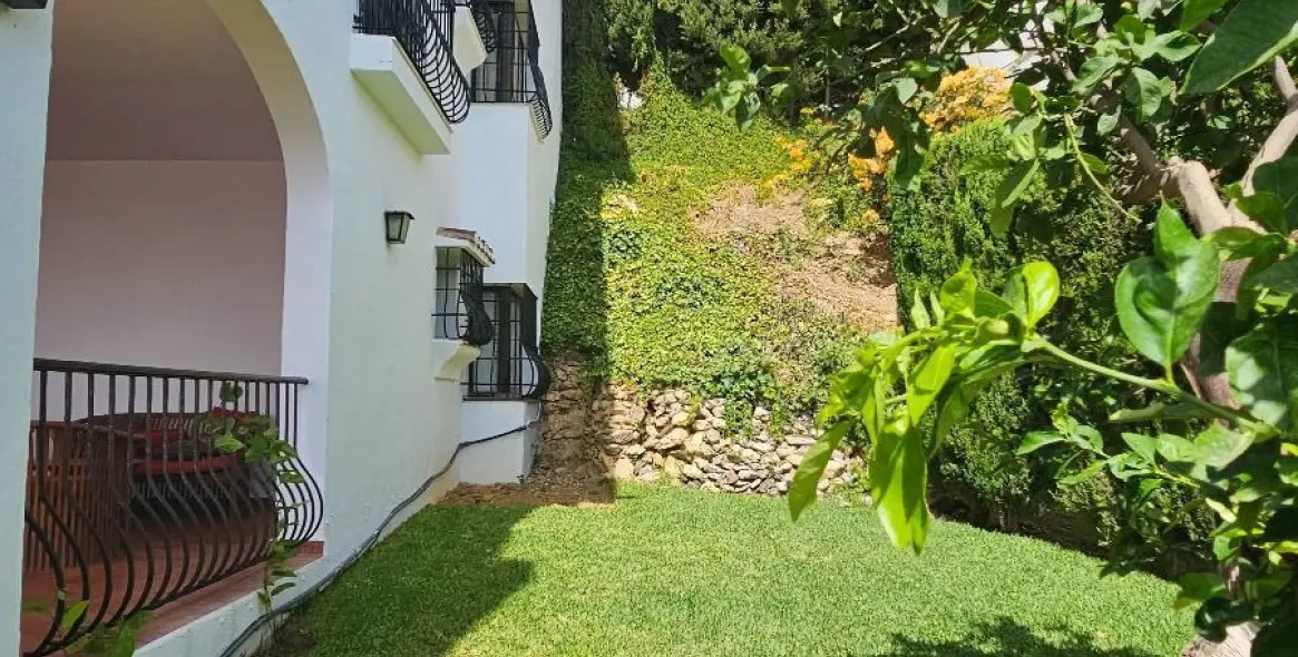 Sale of detached villa in Mijas Costa 51