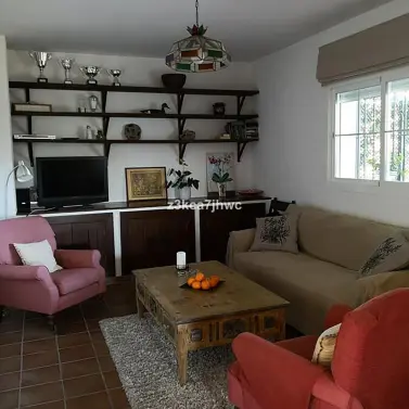 Venta de villa independiente en Estepona