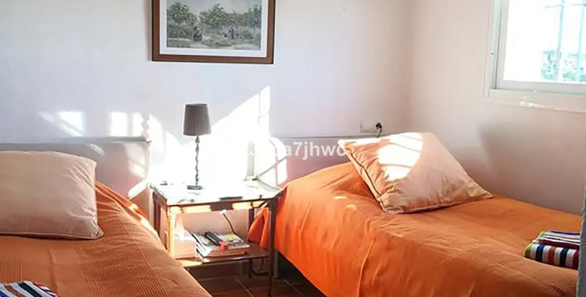 Venta de villa independiente en Estepona 15