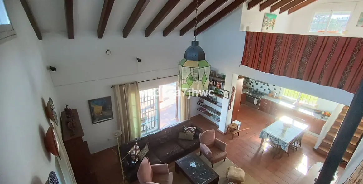 Sale of detached villa in Estepona 44