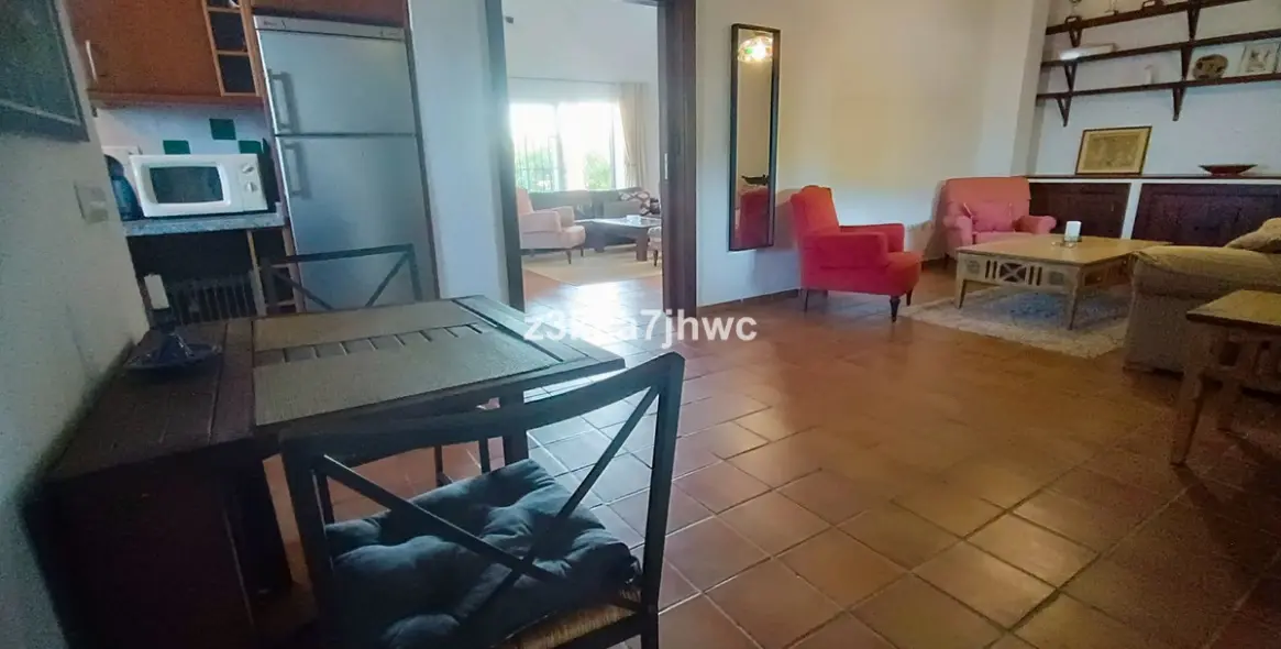 Sale of detached villa in Estepona 61