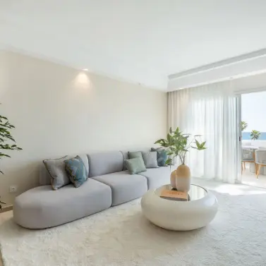 Venta de apartamento en planta media en Costalita