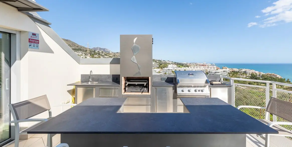 Venta de ático en Higueron 19