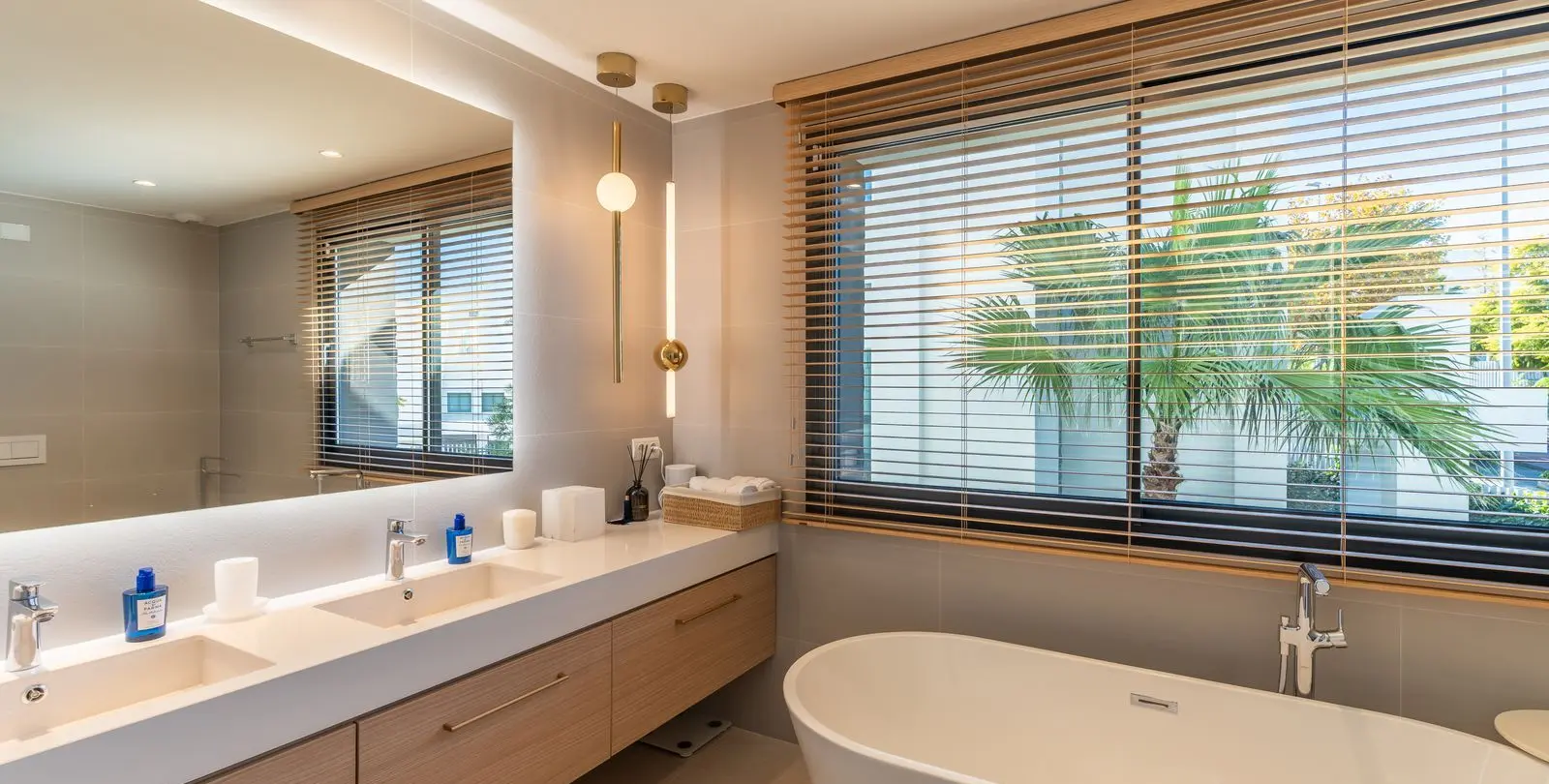 Venta de casa pareada en Santa Clara 28