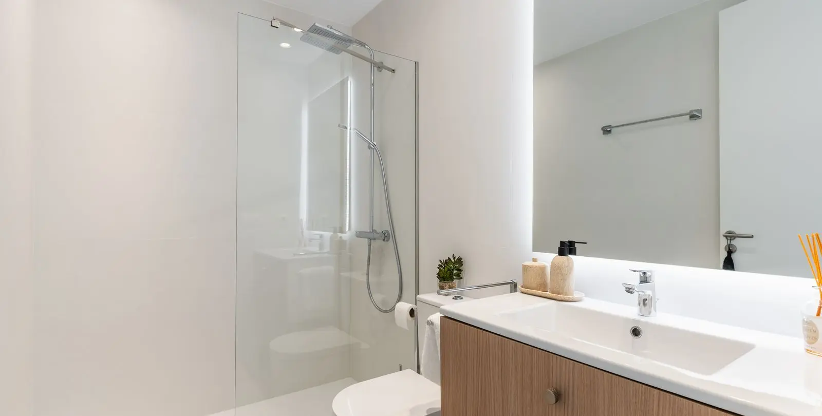 Venta de casa pareada en Santa Clara 32