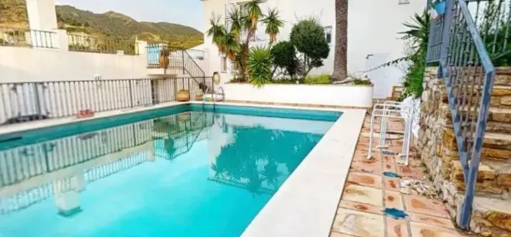 Venta de villa independiente en Benahavís 2