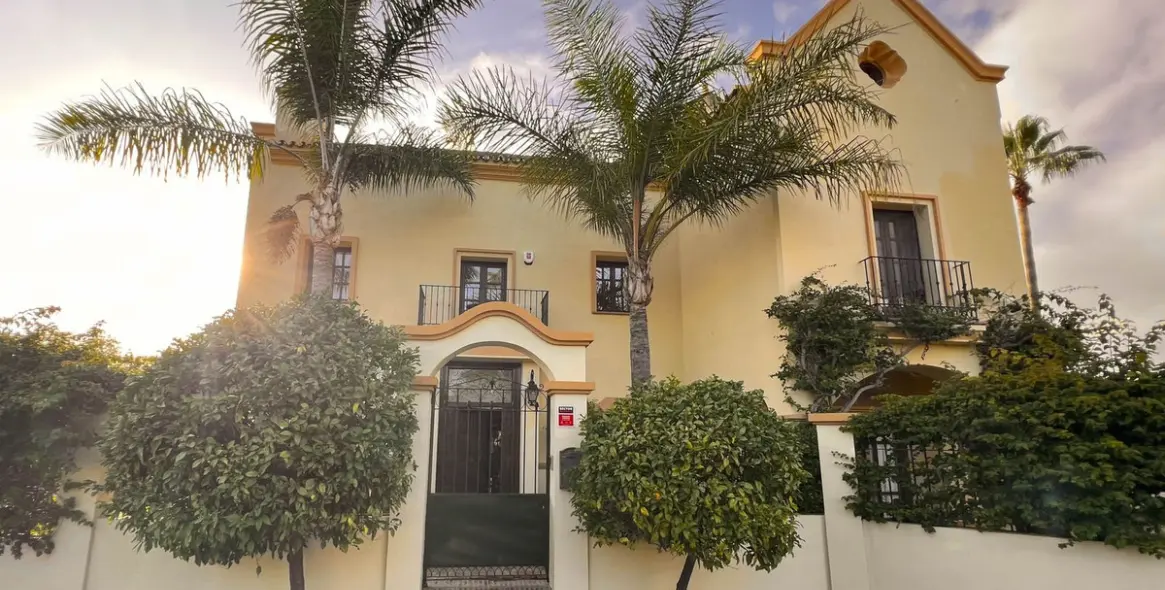 Venta de villa independiente en San Pedro de Alcántara 3