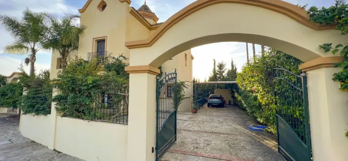 Venta de villa independiente en San Pedro de Alcántara 3