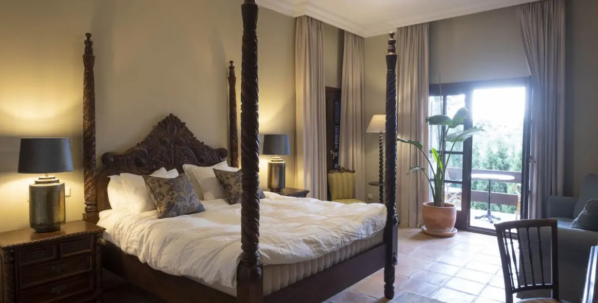 Venta de villa independiente en San Pedro de Alcántara 12