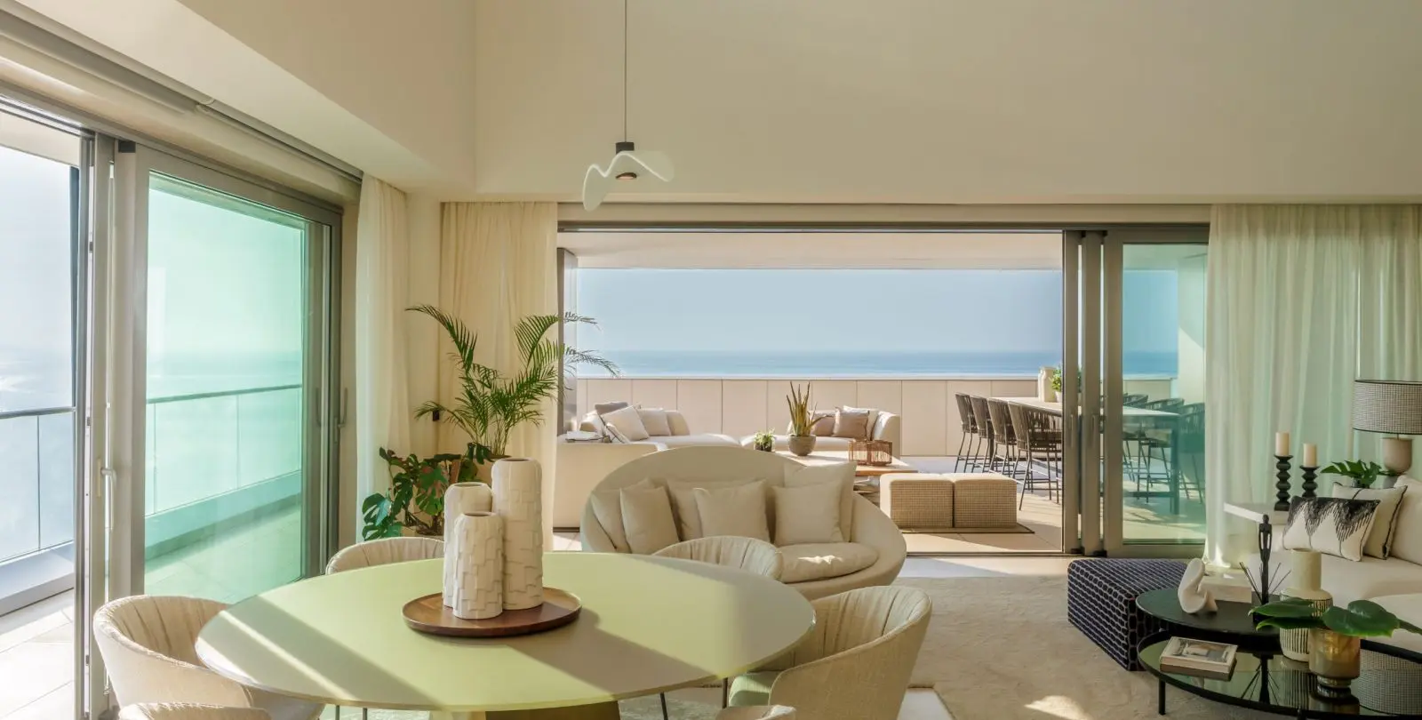 Sale of penthouse in Málaga Centro 5