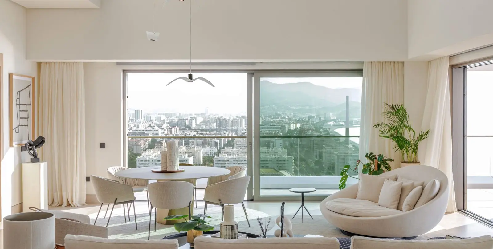 Sale of penthouse in Málaga Centro 18