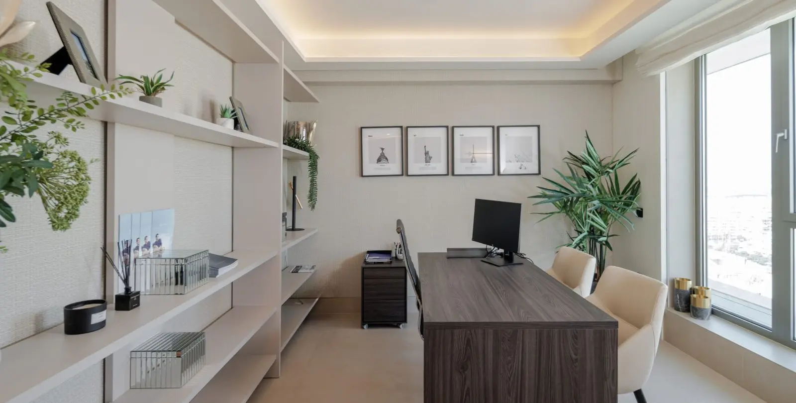 Sale of penthouse in Málaga Centro 24