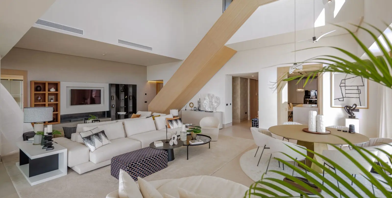 Sale of penthouse in Málaga Centro 25