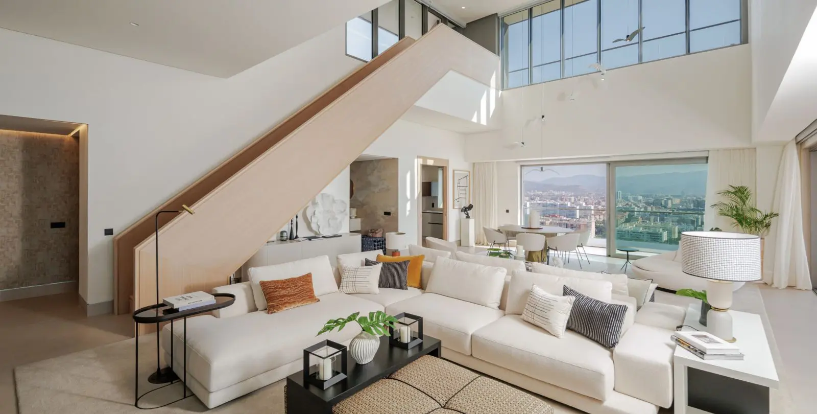 Sale of penthouse in Málaga Centro 31